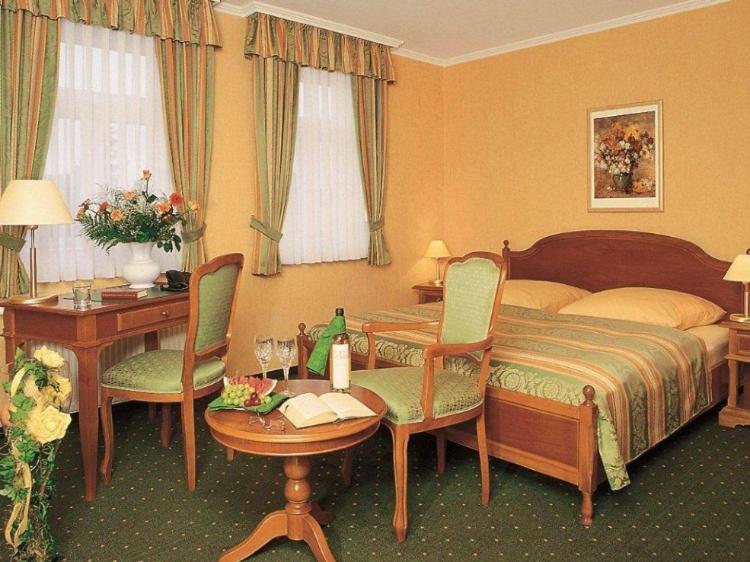 Hotel Alter Kutschenbauer - Wernigerode Dış mekan fotoğraf